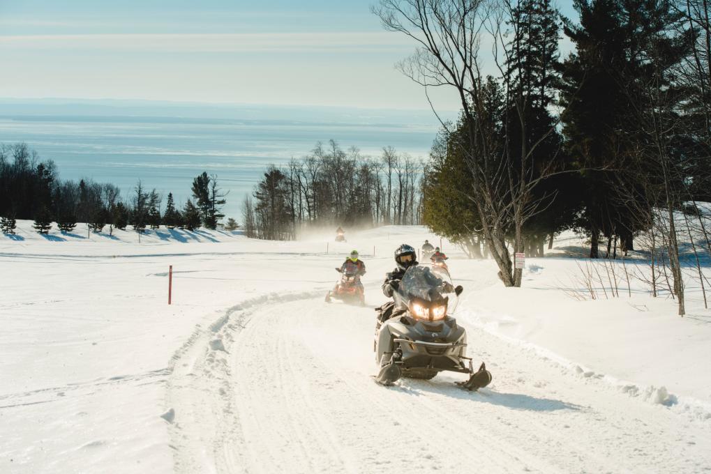 Motoneiges dans Charlevoix