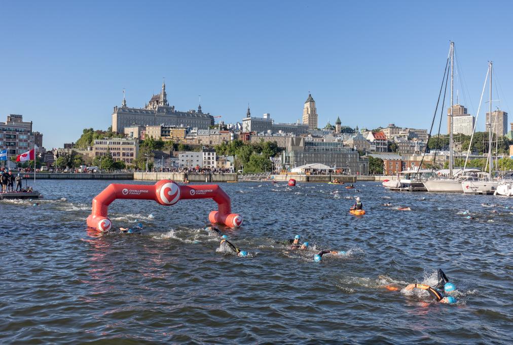 Épreuve de nage au triathlon Sail Challenge Cap Québec