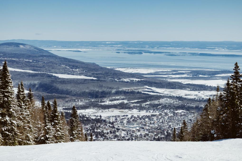 Sommet du Mont-Sainte-Anne en hiver