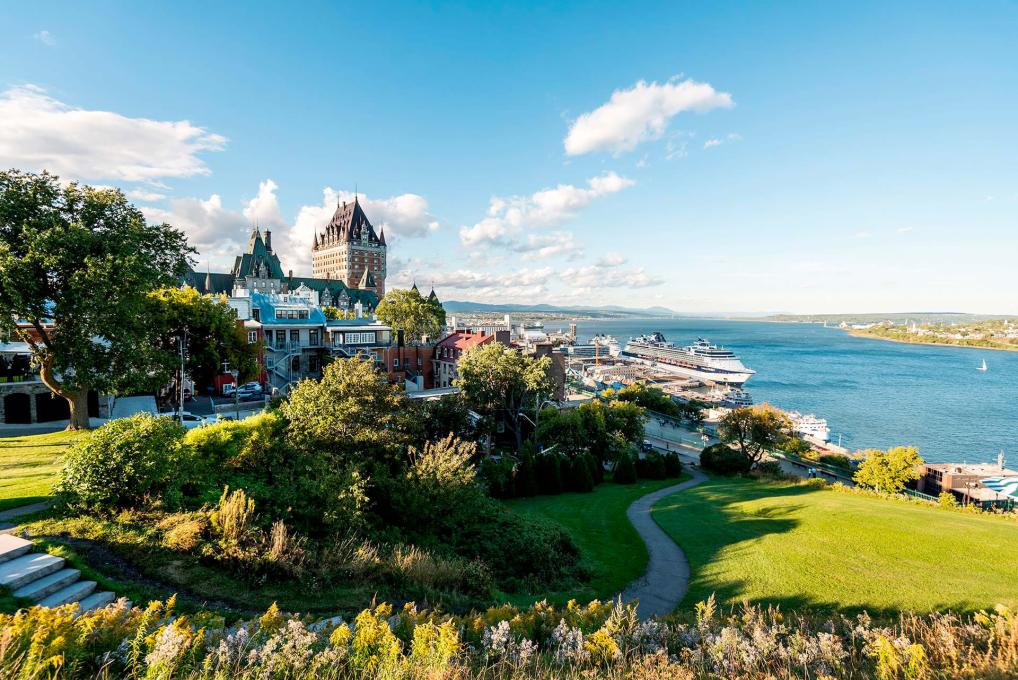 View of the Dufferin terrace, the Château Frontenac, the Old Port and the river from the Pierre-Dugua-De Mons terrace.