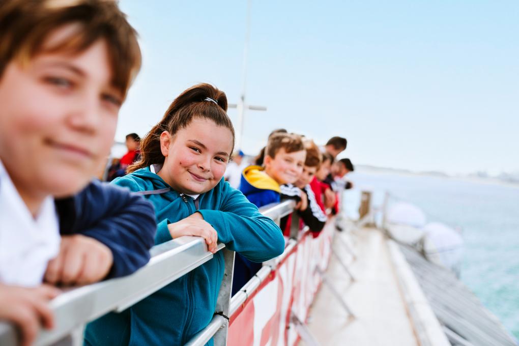 Groupe scolaire avec Croisières AML