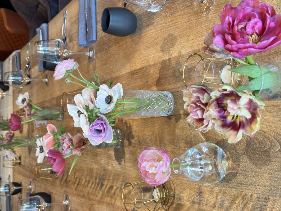 Verre Pickl' - Table avec fleurs
