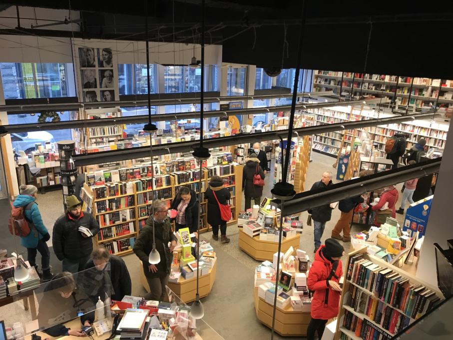 Librairie Pantoute - La librairie vue de haut