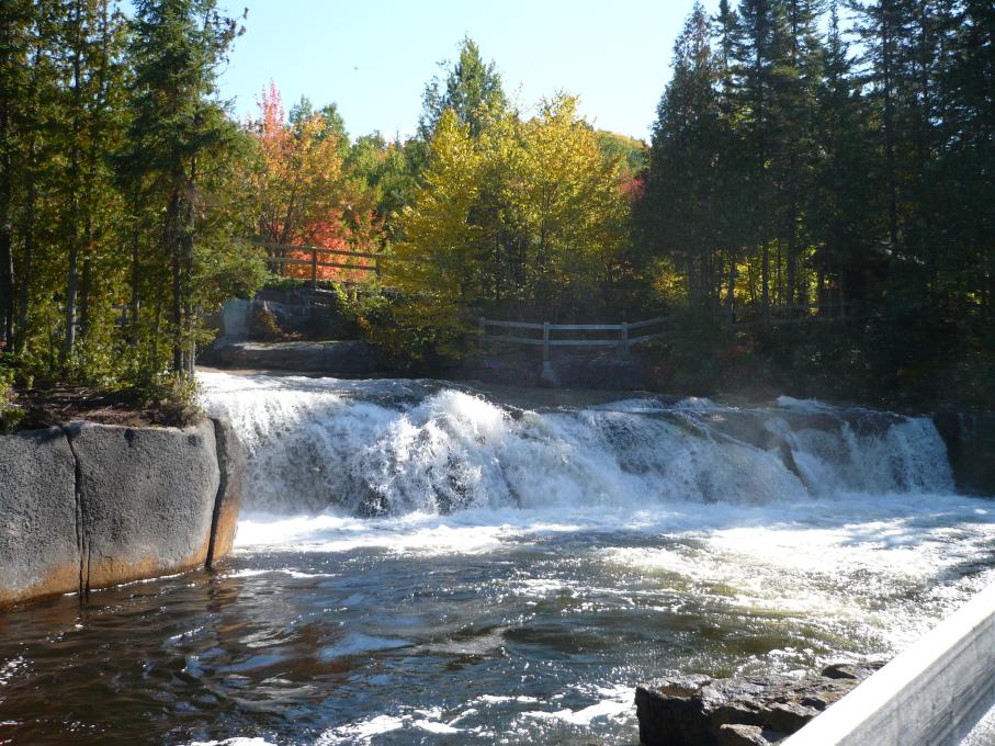 Le Site des Chutes de la Marmite - Chutes de la Marmite