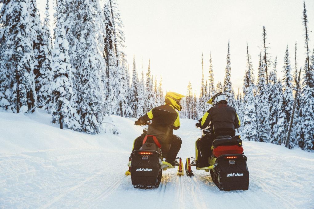 snowmobile tour quebec city