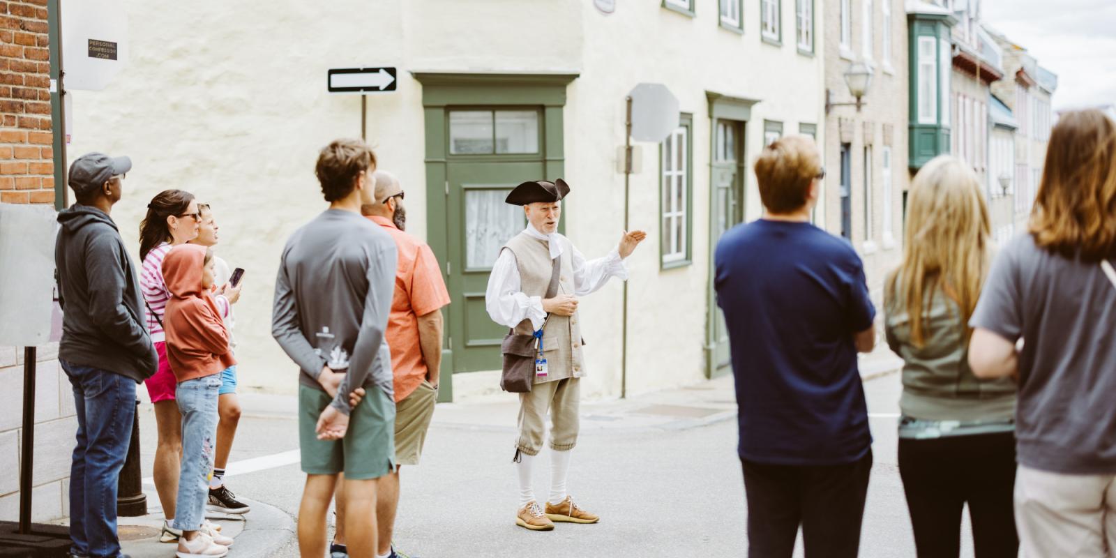 Guided walking tour in Old Québec