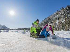Ice Fishing Ski Sled Build - The Source