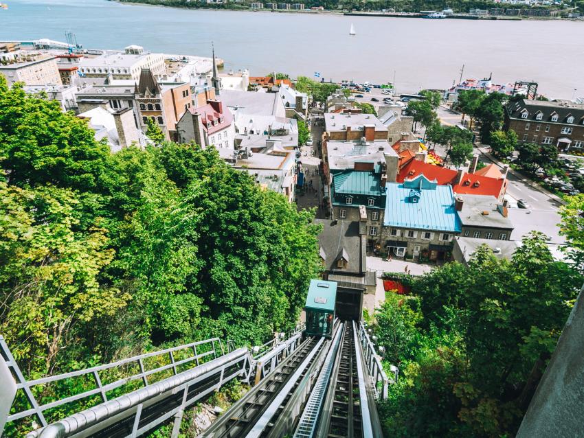 View of the St. Lawrence River and the Petit-Champlain district from the top of the Québec funicular.